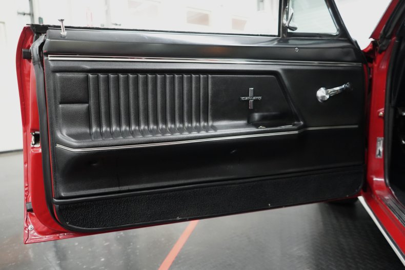 Unknown-Camaro-1967-Bolero-Red-Black-34