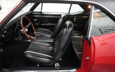 Unknown-Camaro-1967-Bolero-Red-Black-35