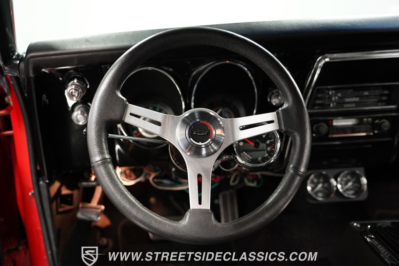 Unknown-Camaro-1967-Bolero-Red-Black-37