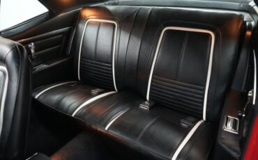 Unknown-Camaro-1967-Bolero-Red-Black-38