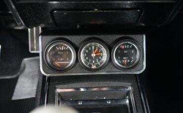 Unknown-Camaro-1967-Bolero-Red-Black-44