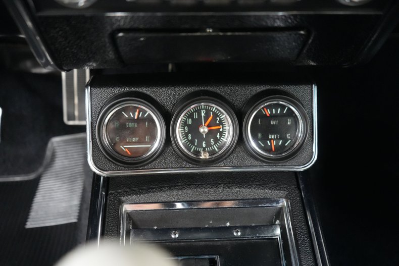 Unknown-Camaro-1967-Bolero-Red-Black-44