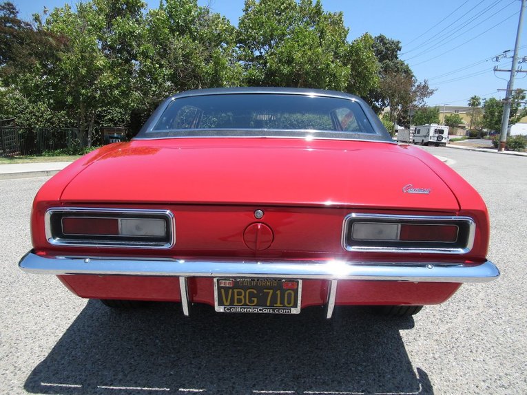 Unknown-Camaro-1967-Bolero-Red-Black-5