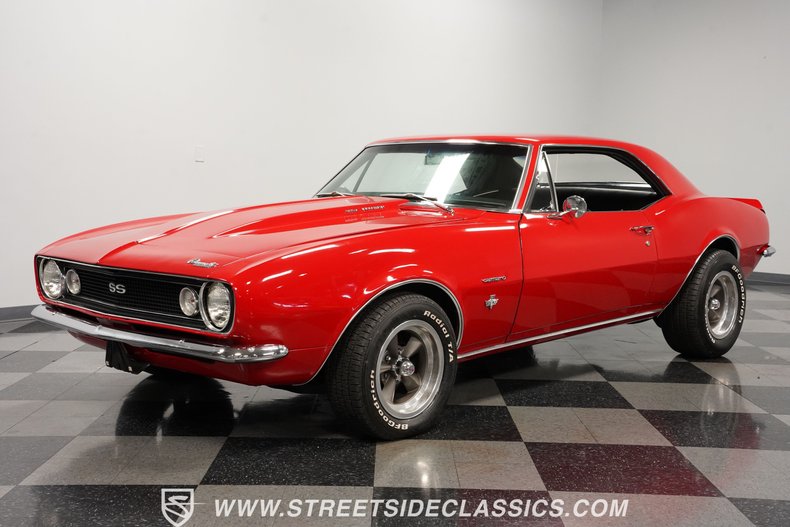 Unknown-Camaro-1967-Bolero-Red-Black-5