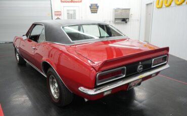 Unknown-Camaro-1967-Bolero-Red-Black-6