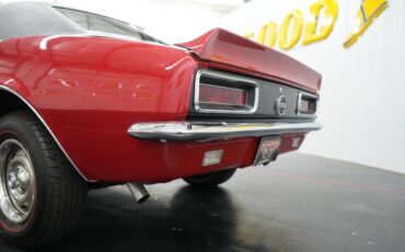 Unknown-Camaro-1967-Bolero-Red-Black-8