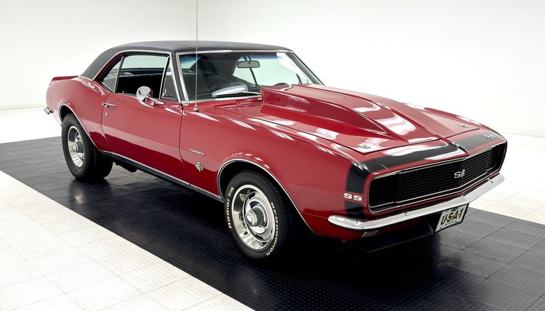 Unknown-Camaro-1967-Bolero-Red-Black-8