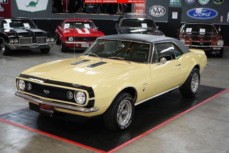 Unknown-Camaro-1967-Butternut-Yellow-Black-24