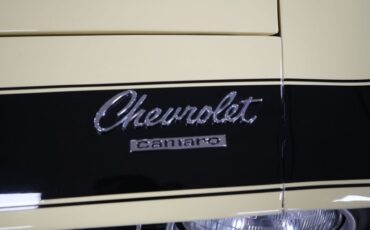 Unknown-Camaro-1967-Butternut-Yellow-Black-25