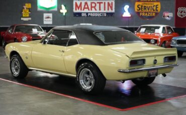 Unknown-Camaro-1967-Butternut-Yellow-Black-3