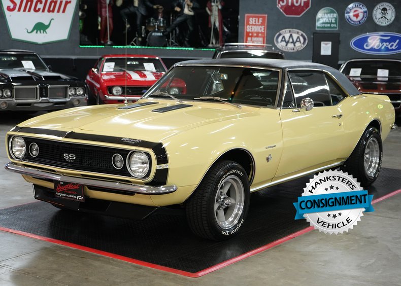 Unknown-Camaro-1967-Butternut-Yellow-Black-40