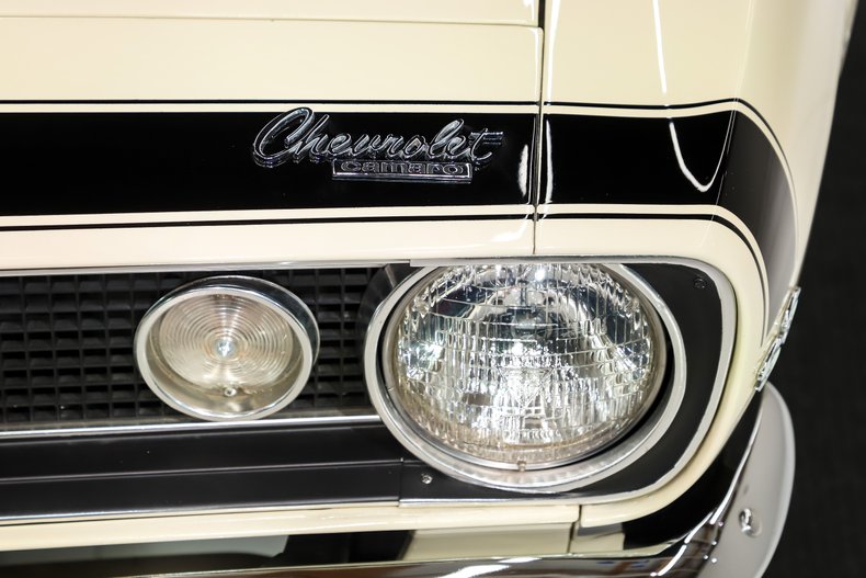 Unknown-Camaro-1967-Capri-Creme-Gold-10