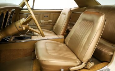 Unknown-Camaro-1967-Capri-Creme-Gold-11