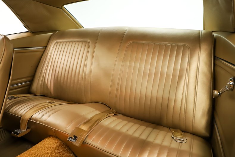 Unknown-Camaro-1967-Capri-Creme-Gold-12