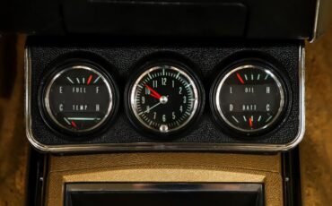 Unknown-Camaro-1967-Capri-Creme-Gold-16