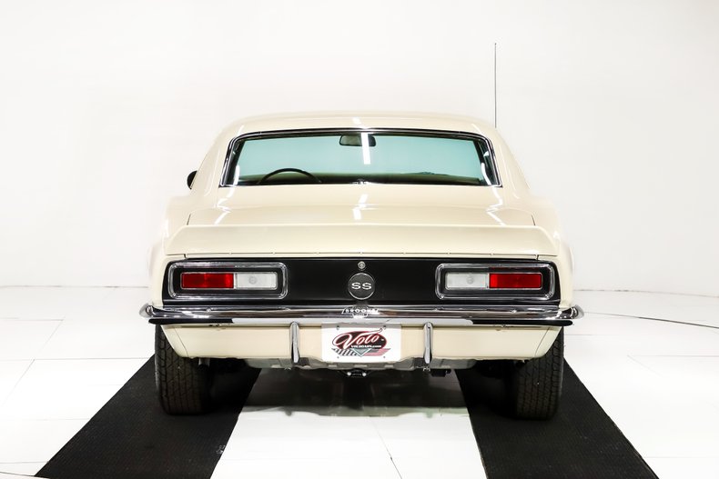 Unknown-Camaro-1967-Capri-Creme-Gold-34