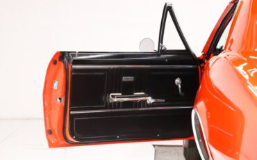 Unknown-Camaro-1967-Hugger-Orange-Black-12