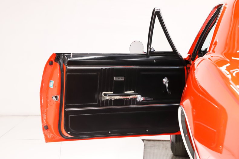 Unknown-Camaro-1967-Hugger-Orange-Black-12
