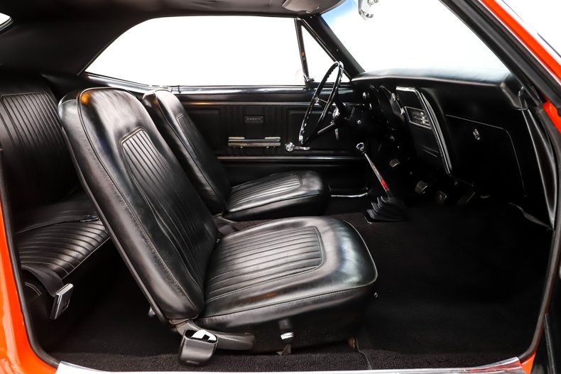 Unknown-Camaro-1967-Hugger-Orange-Black-47
