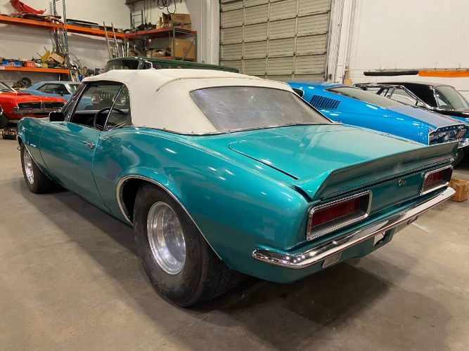 Unknown-Camaro-1967-Medium-Teal-metallic-Black-1
