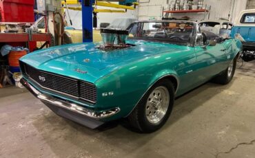 Unknown-Camaro-1967-Medium-Teal-metallic-Black-11