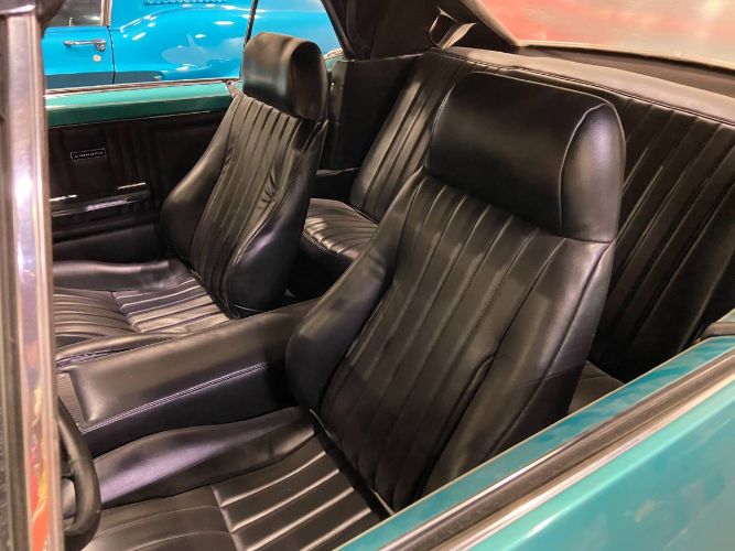 Unknown-Camaro-1967-Medium-Teal-metallic-Black-4