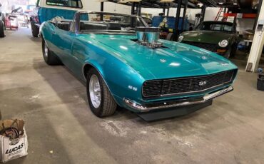 Unknown-Camaro-1967-Medium-Teal-metallic-Black-8