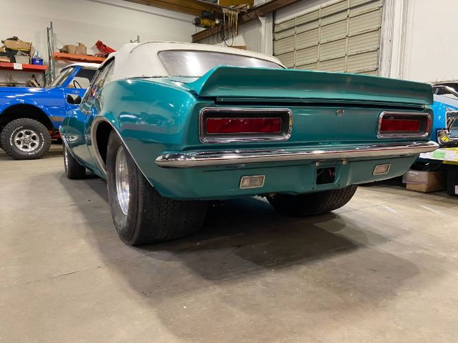 Unknown-Camaro-1967-Medium-Teal-metallic-Black