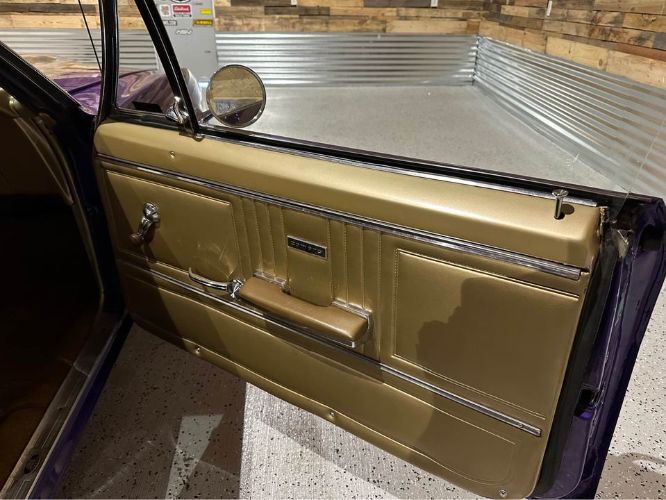 Unknown-Camaro-1967-Purple-Gold-14