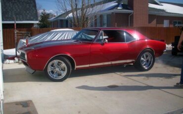 Unknown-Camaro-1967-Razzberry-Red-Pearl-Black
