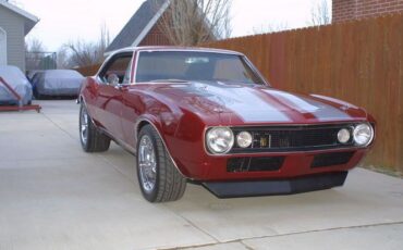 Unknown-Camaro-1967-Razzberry-Red-Pearl-Black-7