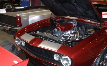 Unknown-Camaro-1967-Razzberry-Red-Pearl-Black-8
