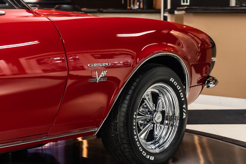 Unknown-Camaro-1967-Red-Black-1