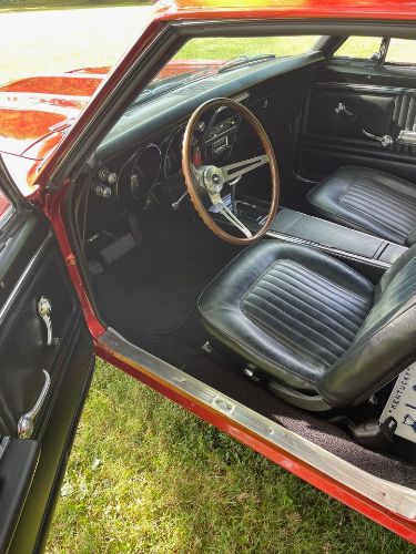 Unknown-Camaro-1967-Red-Black-11