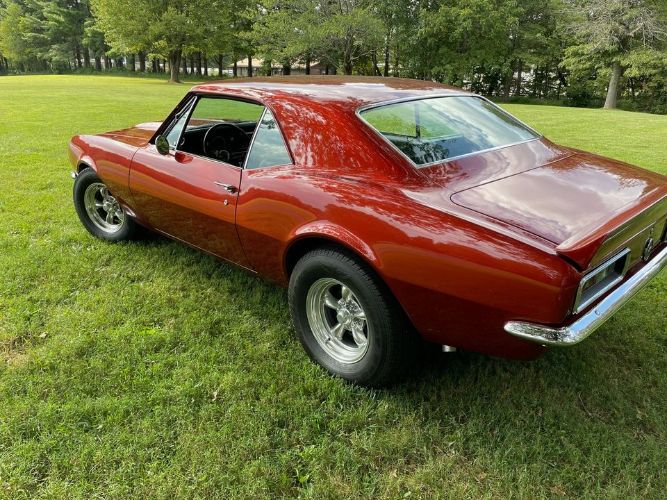 Unknown-Camaro-1967-Red-Black-14
