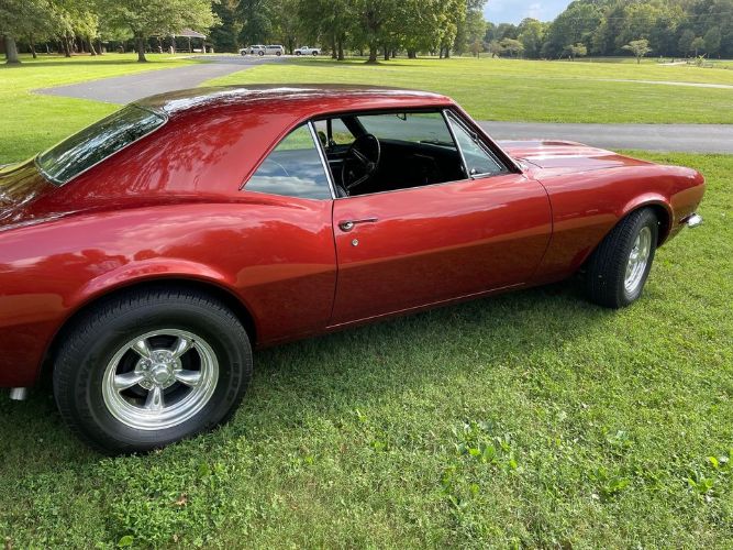 Unknown-Camaro-1967-Red-Black-16