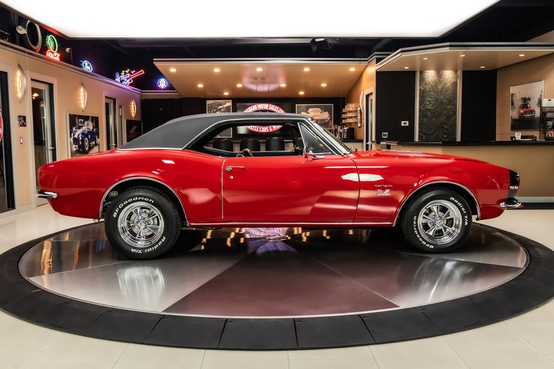 Unknown-Camaro-1967-Red-Black-17