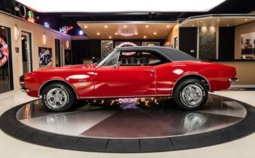 Unknown-Camaro-1967-Red-Black-24