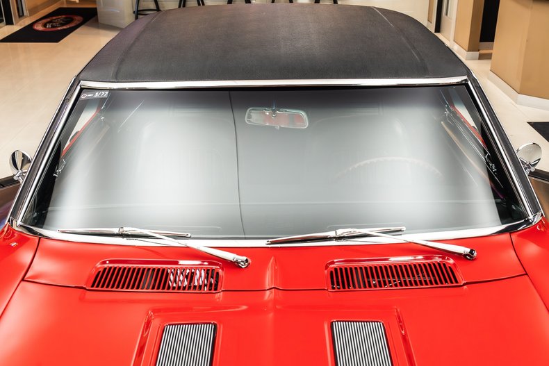 Unknown-Camaro-1967-Red-Black-33