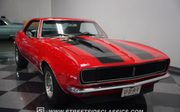 Unknown-Camaro-1967-Red-Black-33