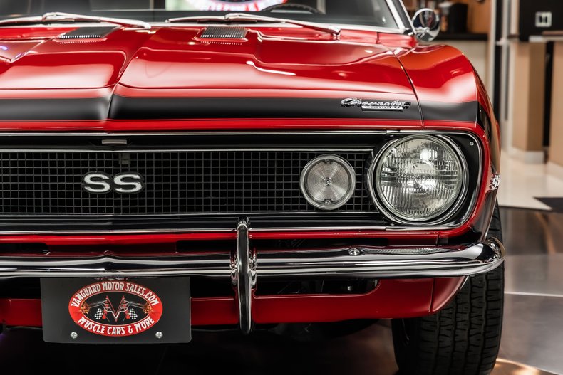 Unknown-Camaro-1967-Red-Black-35