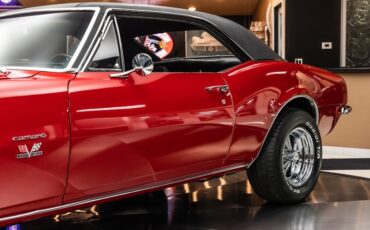 Unknown-Camaro-1967-Red-Black-37