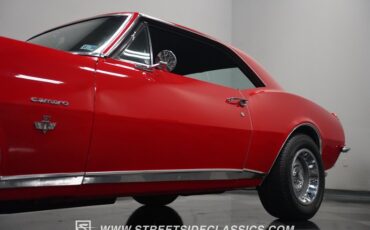 Unknown-Camaro-1967-Red-Black-37