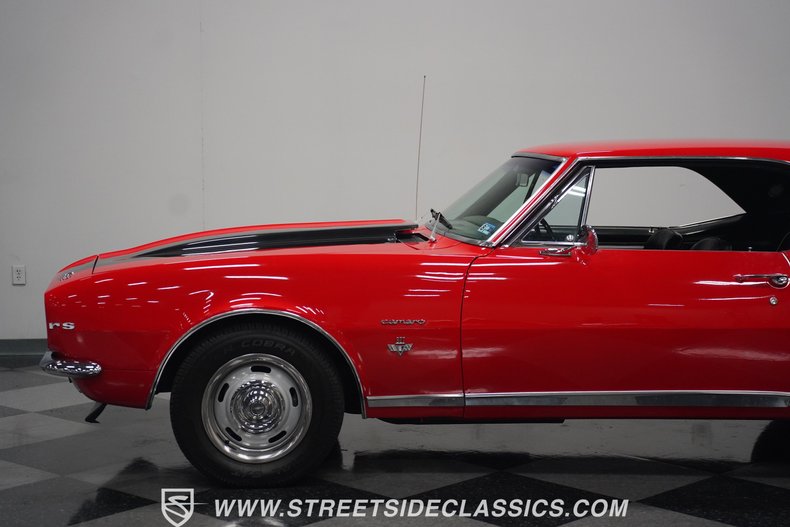 Unknown-Camaro-1967-Red-Black-38