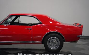 Unknown-Camaro-1967-Red-Black-39