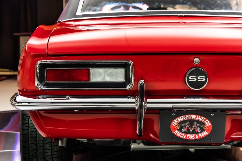 Unknown-Camaro-1967-Red-Black-40