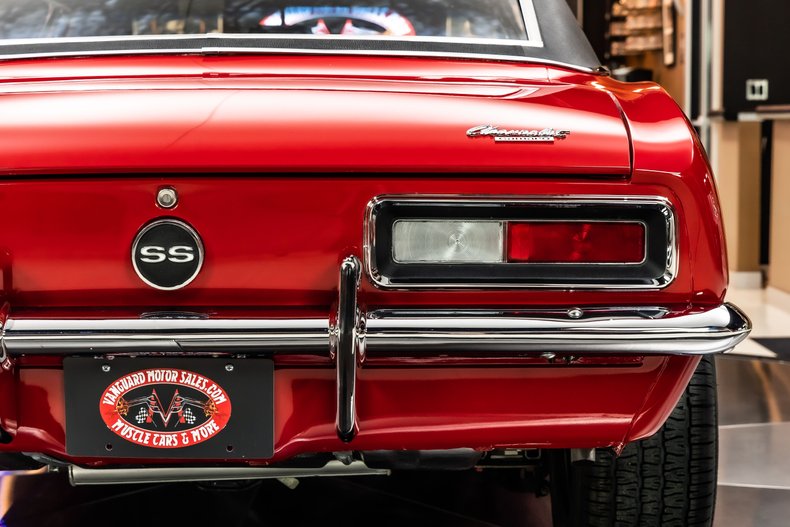Unknown-Camaro-1967-Red-Black-47
