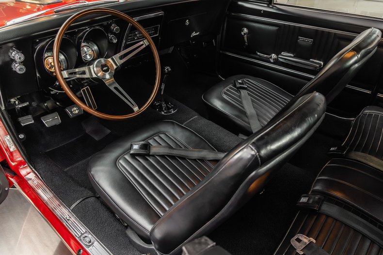 Unknown-Camaro-1967-Red-Black-8