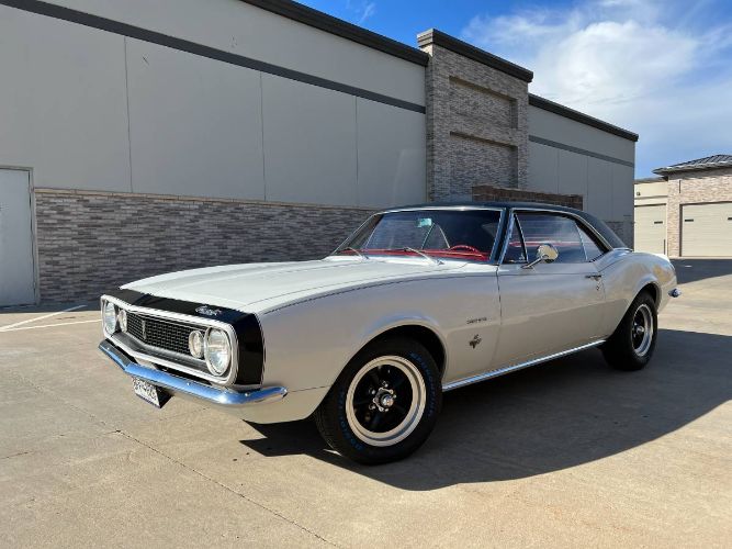 Unknown-Camaro-1967-Red-Red-18
