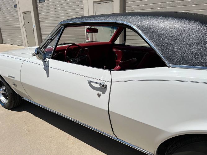 Unknown-Camaro-1967-Red-Red